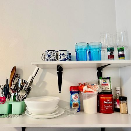 Micro Studio Apartment In University District- 10 Mins Walk To University Of Wa Seattle Exterior foto