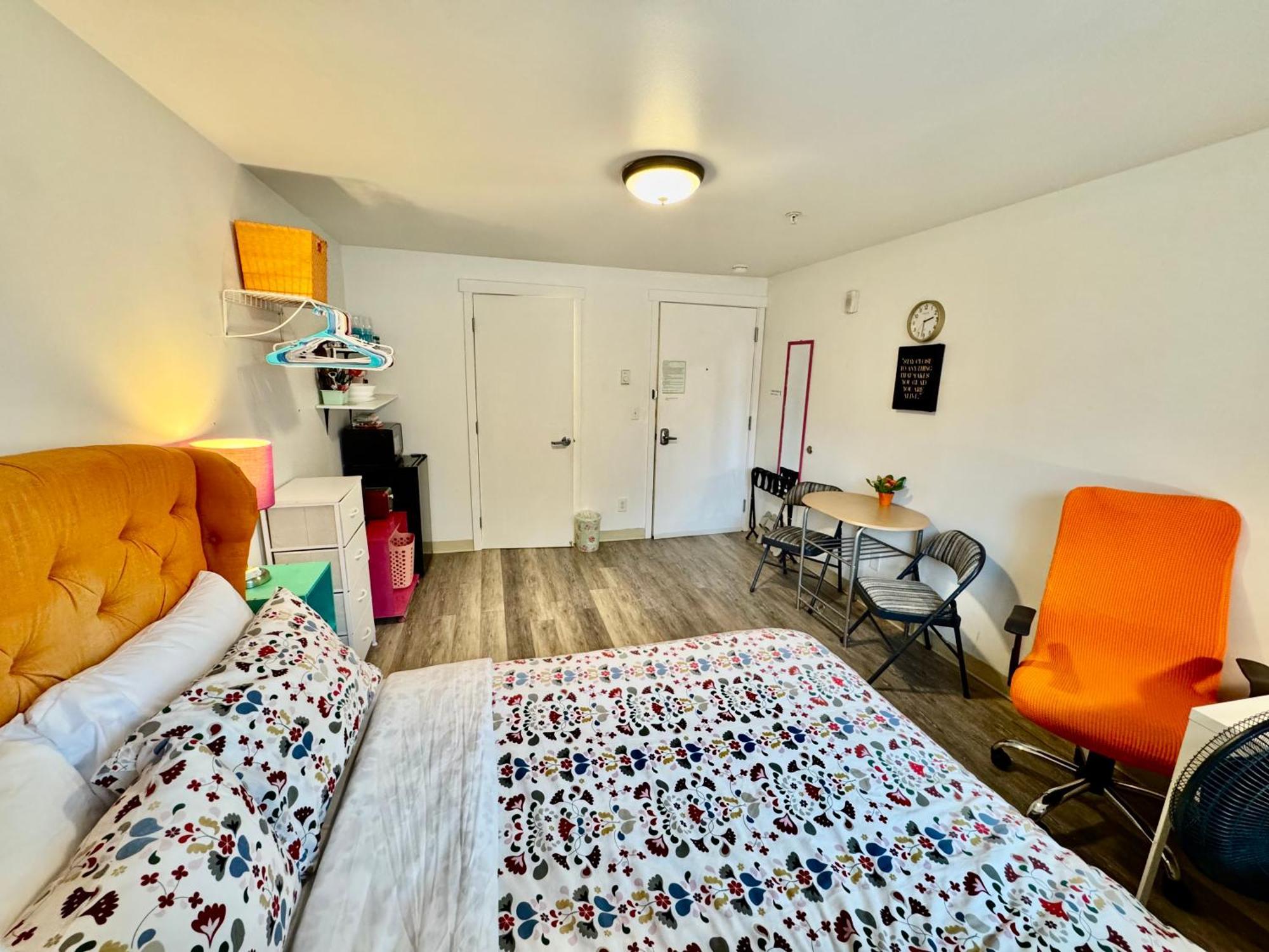 Micro Studio Apartment In University District- 10 Mins Walk To University Of Wa Seattle Exterior foto
