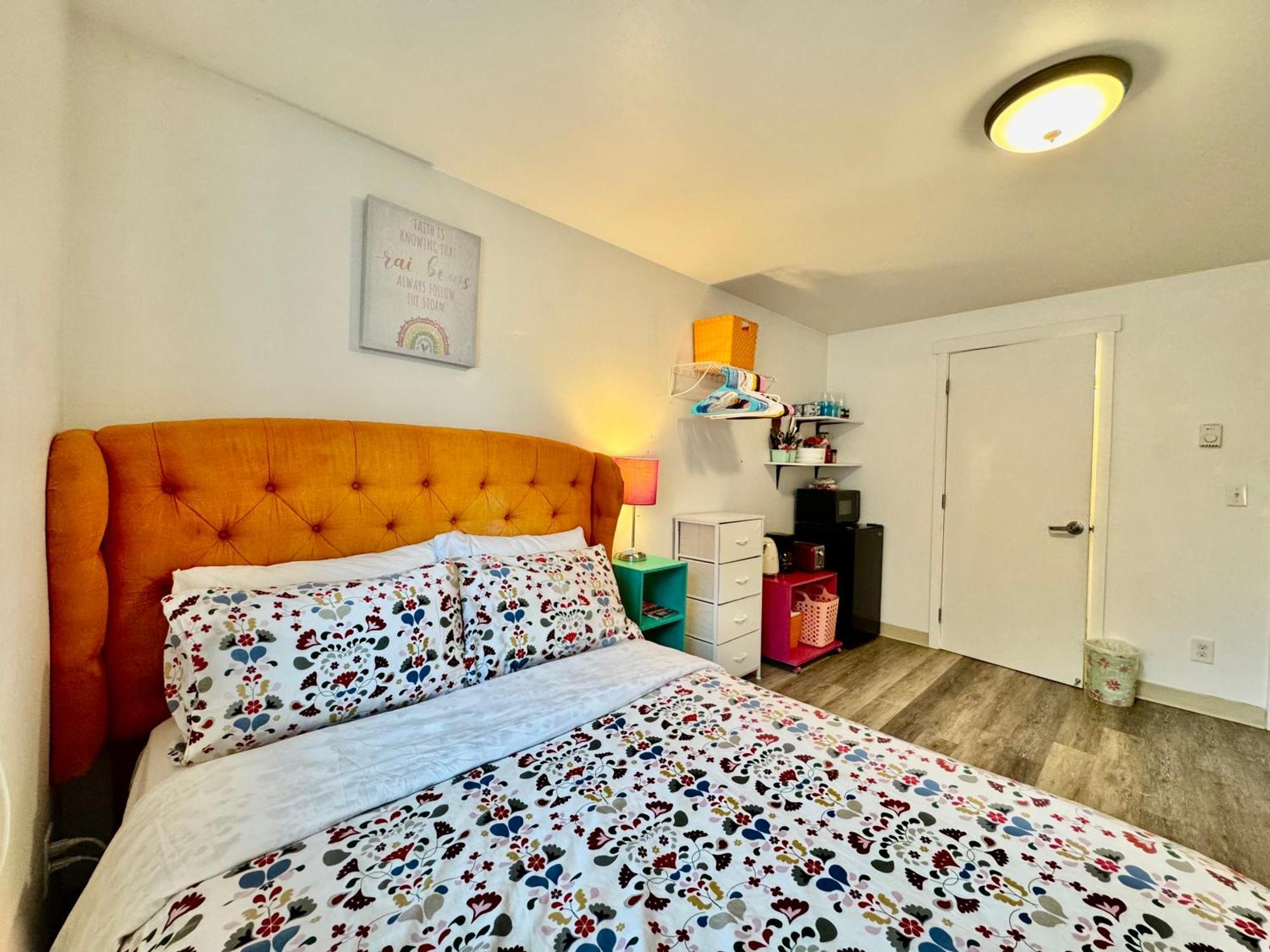 Micro Studio Apartment In University District- 10 Mins Walk To University Of Wa Seattle Exterior foto
